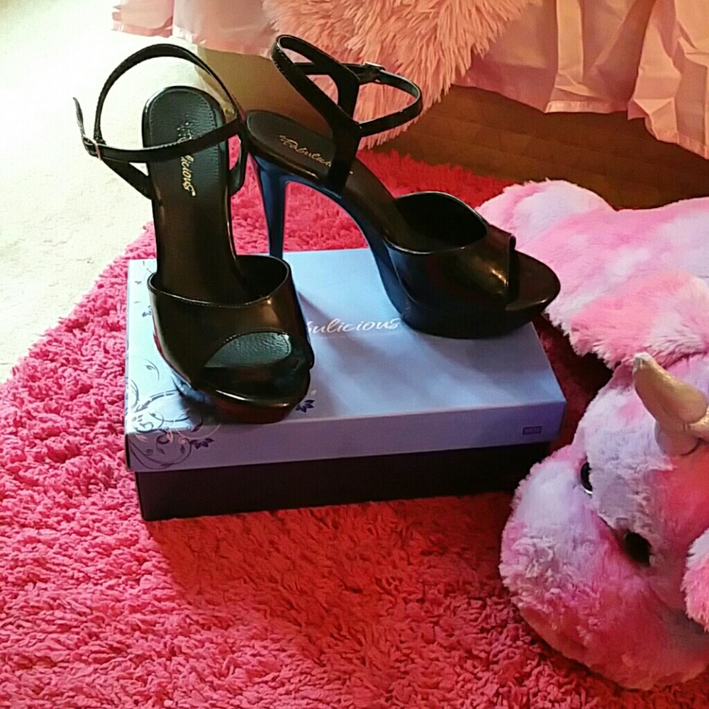 My favorite heels!♡